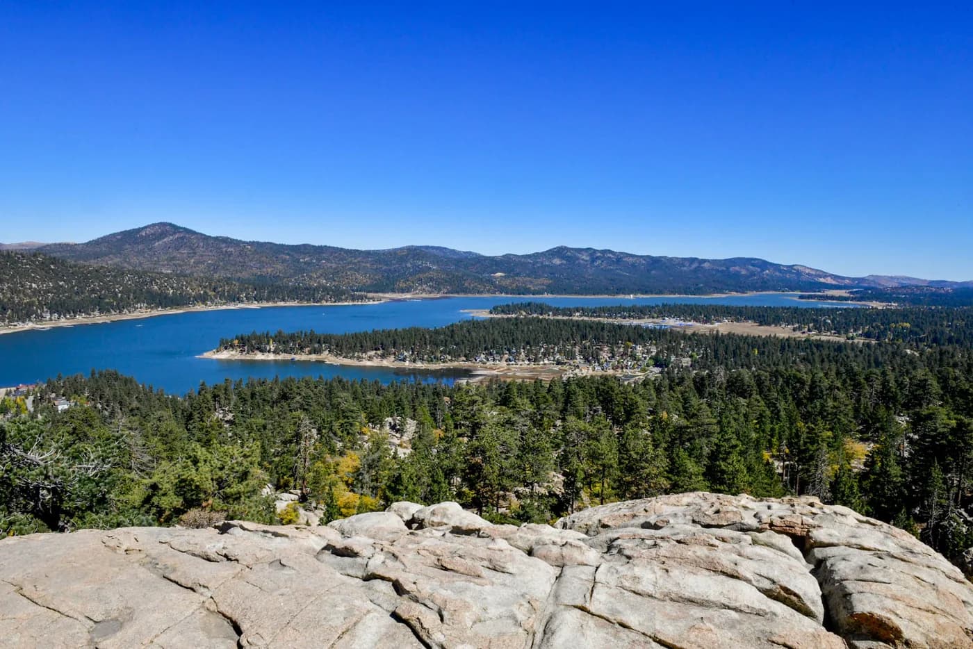 The view over Big Bear Lake from the granite at the top of the Castle Rock trail